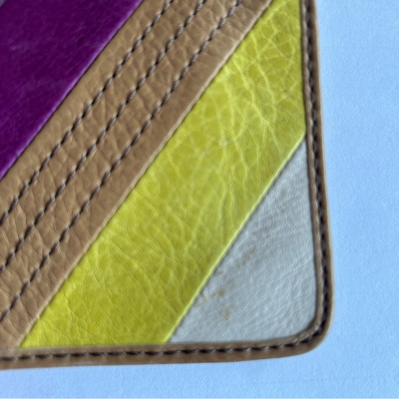 Fossil Wallet Woman’s Leather Suede Multicolor Front Tan Back and Insides - Picture 10 of 10